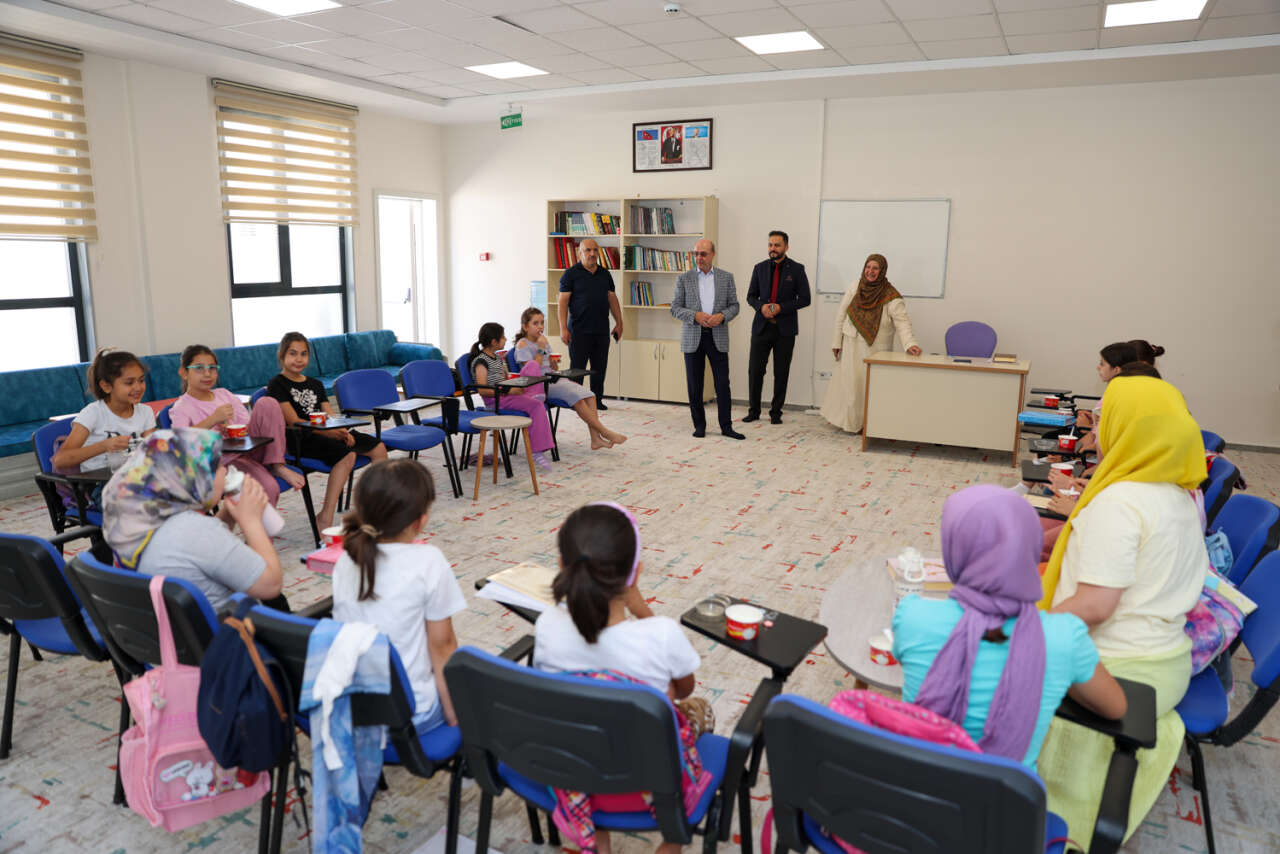 Konya’da yaz coşkusu! Başkan Pekyatırmacı Kur’an Kurslarında çocuklarla buluştu 5